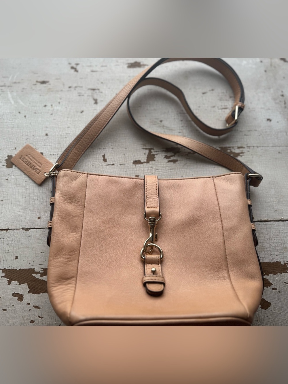 Danier Soft Leather Crossbody Bag 🤍
